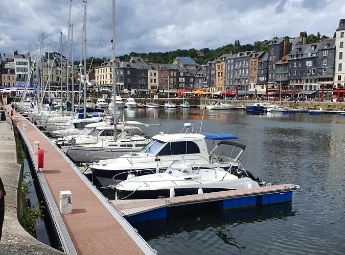 L Haute Du Gouverneur Lägenhet *